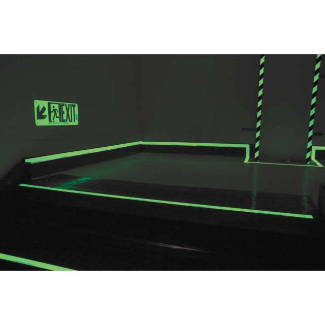 3x22 Glow in The Dark Arrow Tape W764