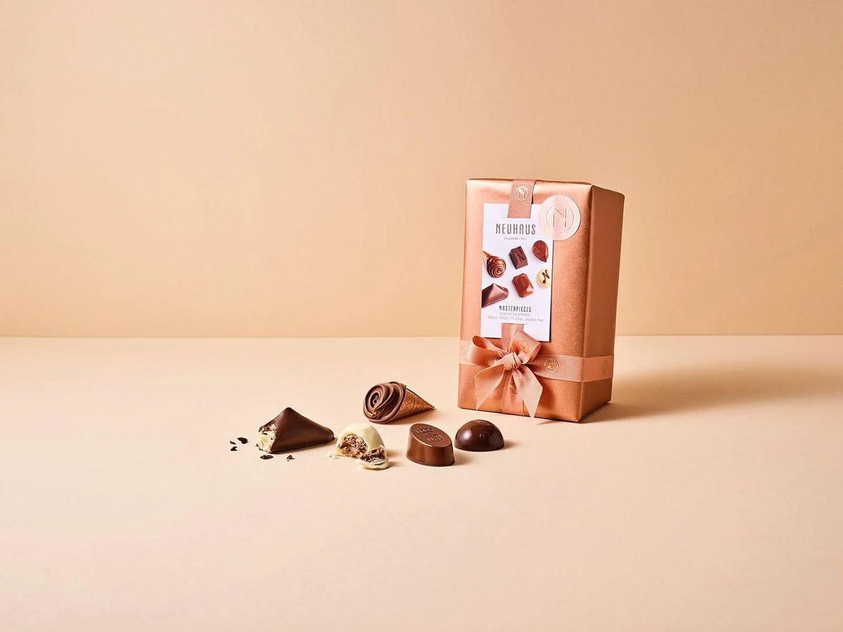 1/2 Lb Assorted Chocolate Pralines W77371